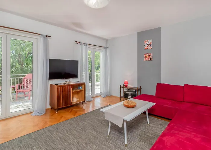 5 Bedroom Awesome In Povile