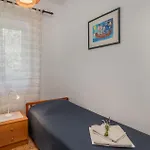 펜션 5 Bedroom Awesome In